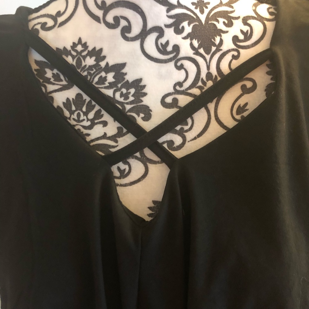 Shirt - Picture 2 of 4